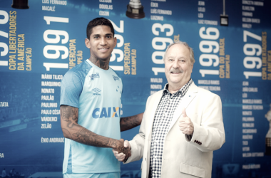 Mais três! Cruzeiro renova contrato de jovem atacante Raniel até 2022