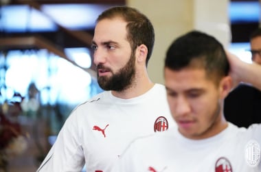 Milan, di nuovo al lavoro per preparare la gara contro il Betis: Higuain verso il forfait&nbsp;