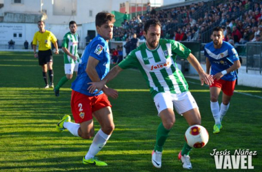 El Almería B hunde más al Atlético Sanluqueño