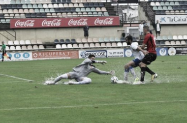 Al Real Zaragoza B se le resiste sumar fuera de casa