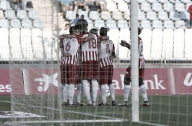 El Almería que quiere mirar arriba, pero antes debe mirar abajo