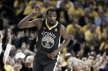 Durant y Livingston, lesionados de levedad