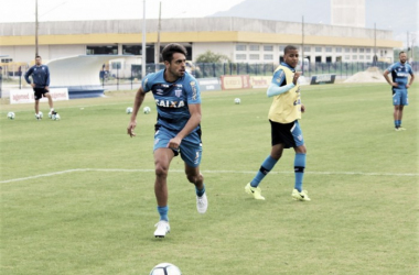 Júnior Dutra é o primeiro reforço do Corinthians para 2018