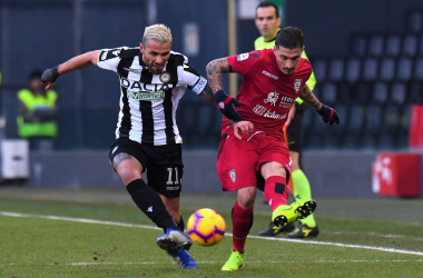 Serie A - L'Udinese rinasce come le fenici, battuto un Cagliari non pervenuto (2-0)