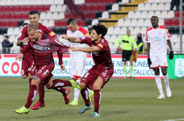 Serie B: secondo KO per il Palermo, pari per molte big. Sorride il Crotone