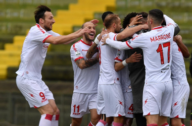 Serie B - Pari e patta tra Bari e Pro Vercelli: Morra agguanta la sfida al 92'!