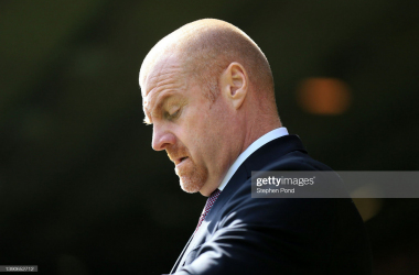 Sean Dyche looked down at his watch in the 2-0 defeat to Norwich City on Sunday: Stephen Pond/GettyImages