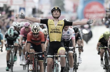 Giro d'Italia, allungo vincente di Battaglin a Santa Ninfa