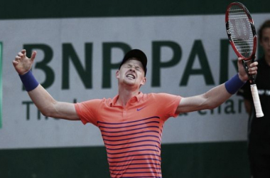 French Open: Kyle Edmund beats Stephane Robert in thrilling encounter