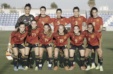 La sub-19 femenina reina
ante Italia