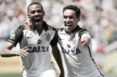 Jadson e Elias enaltecem grande vitória do Corinthians em Curitiba