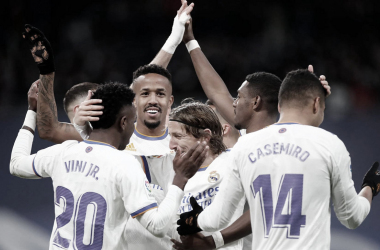 Jugadores del Real Madrid celebran un gol contra el Valencia. Fuente: Real Madrid