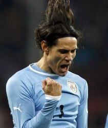 Uruguay empató 1 a 1 con Rumania y batió récord de partidos sin perder