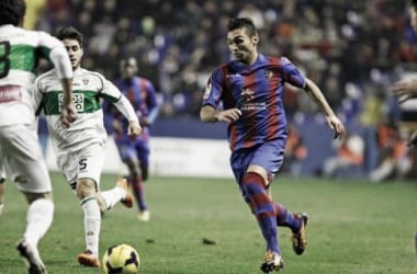 Elche - Levante: permanencia hasta la saciedad