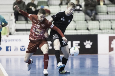 ElPozo Murcia ahoga sus penas contra Santiago Futsal