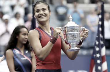 Emma Raducanu, la precoz campeona que irrumpe  en el tenis