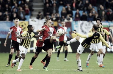 Vitesse y Feyenoord no se hacen daño