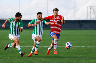 Empate sin goles entre el Recreativo Granada y el Betis Deportivo