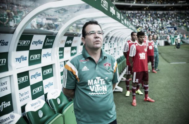 Enderson comemora ponto fora de casa diante do São Paulo: "Foi um resultado bom"