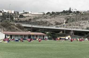 Matías Dumpiérrez, novedad en el entrenamiento matutino de la UD