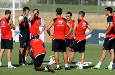 El Sevilla entrenó esta mañana a puerta cerrada