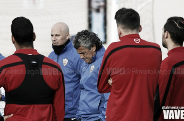 El Almería continúa preparando el choque ante el Albacete