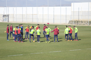 El Granada CF se prepara para recibir al Tenerife con cuatro entrenamientos