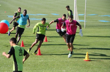 El Granada inicia los entrenamientos con muchas bajas