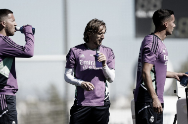 El Real Madrid llega justo al Camp Nou