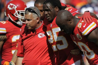 Jamaal Charles Tears ACL In Kansas City Chiefs&#039; Loss To Chicago Bears