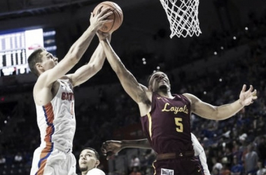 NCAA Basketball: Loyola (IL) stuns Florida 65-59