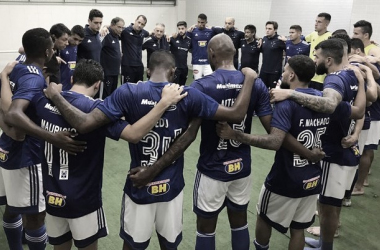Cruzeiro busca reação no segundo tempo, derrota Tupynambás de virada e assume liderança