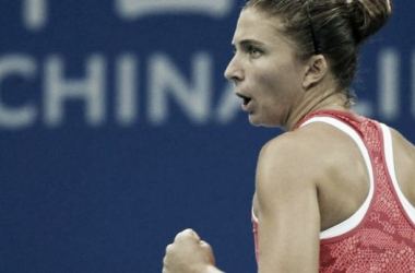 WTA Lussemburgo: Errani avanza a fatica
