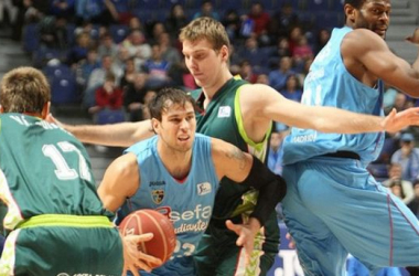 Unicaja Málaga - Estudiantes: partido de altos vuelos en el Carpena para empezar esta nueva temporada