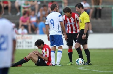 Etxeita, lesionado, no pudo terminar el encuentro