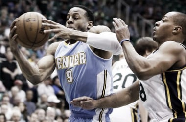 Los Nuggets cortan la racha de Utah y le apartan de Playoffs