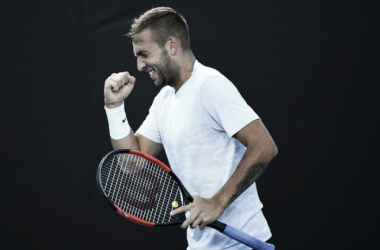 Un excepcional Daniel Evans deja fuera de combate a Cilic