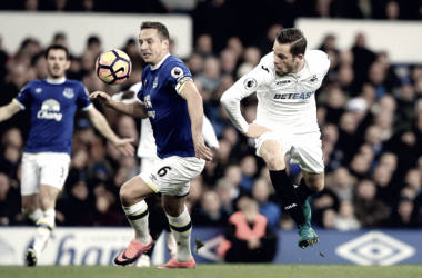 Premier League - L&#039;Everton vuole continuare a scalare la classifica superando il fanalino di coda Swansea
