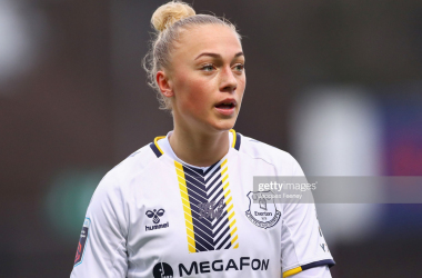 DAGENHAM, ENGLAND - JANUARY 23: Hanna Bennison of Everton looks on during the Barclays FA Women's Super League match between West Ham United Women and Everton Women at Chigwell Construction Stadium on January 23, 2022 in Dagenham, England. (Photo by Jacques Feeney/Getty Images)