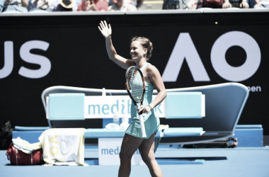 Australian Open: Barbora Strycova strides into the second week with straight sets win over Caroline Garcia