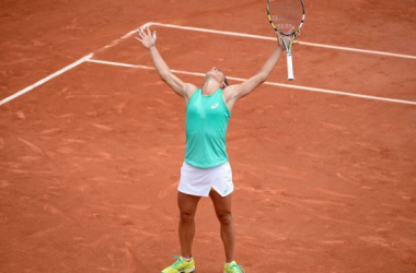 Schiavone Outlasts Kuznetsova In A Near Four Hour Marathon