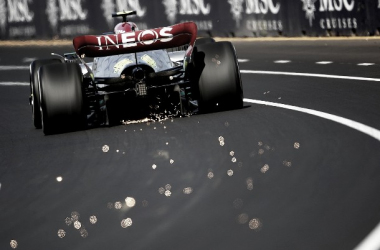Un Mercedes sufriendo los efectos del porpoising en Albert Park. / Fuente: F1