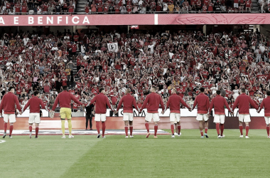 Goals and highlights: Benfica vs Vitória de Guimarães in  Primeira Liga(4-0)
