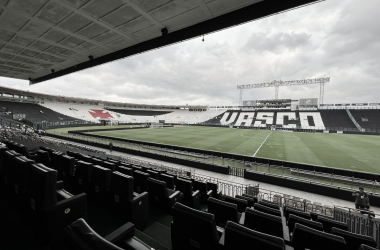 Vasco e Inter fazem "jogo de seis pontos" em São Januário