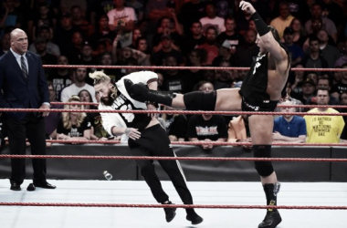 Big Cass rompe con Enzo Amore