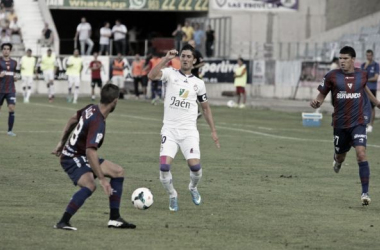 Eibar - Real Jaén: duelo de revelaciones