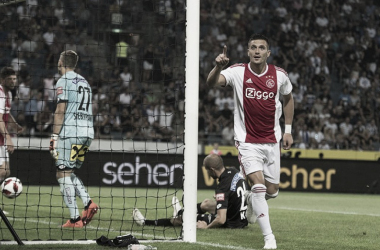 Sem dificuldades, Ajax despacha Sturm Graz e segue na briga por uma vaga na Champions League