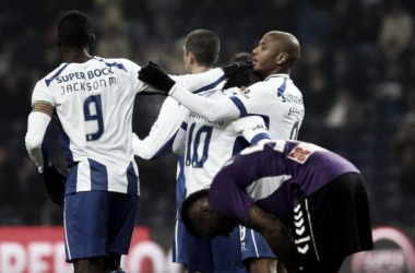 FC Porto goleia sadinos na chegada da quadra natalícia