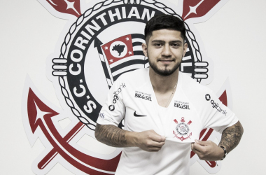Em meio à saídas, Corinthians se mexe no mercado e anuncia Sergio Díaz até o final de 2019