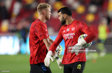 <div>BRENTFORD, ENGLAND - SEPTEMBER 27: Arsenal goalkeeper David Raya and Arsenal goalkeeper Aaron Ramsdale during the Carabao Cup Third Round match between Brentford and Arsenal at Gtech Community Stadium on September 27, 2023 in Brentford, England. (Photo by Jacques Feeney/Offside/Offside via Getty Images)</div>